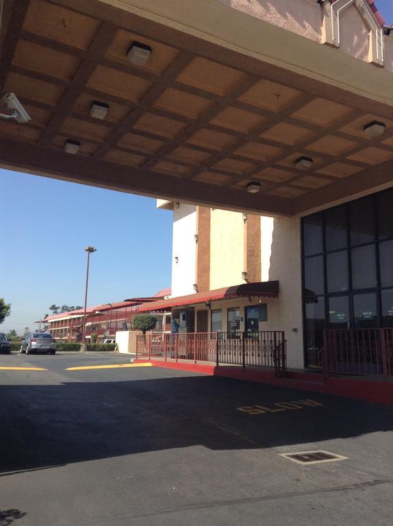 Budget Inn Anaheim/Santa Ana Buitenkant foto