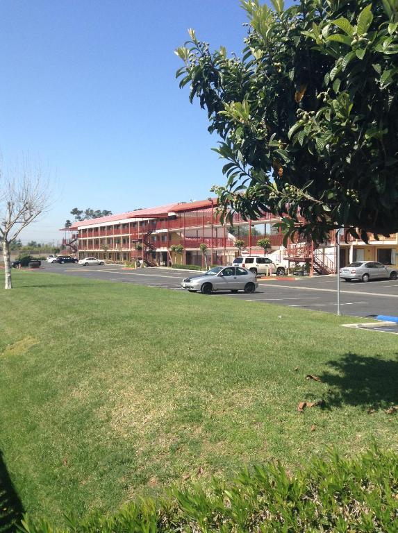 Budget Inn Anaheim/Santa Ana Buitenkant foto