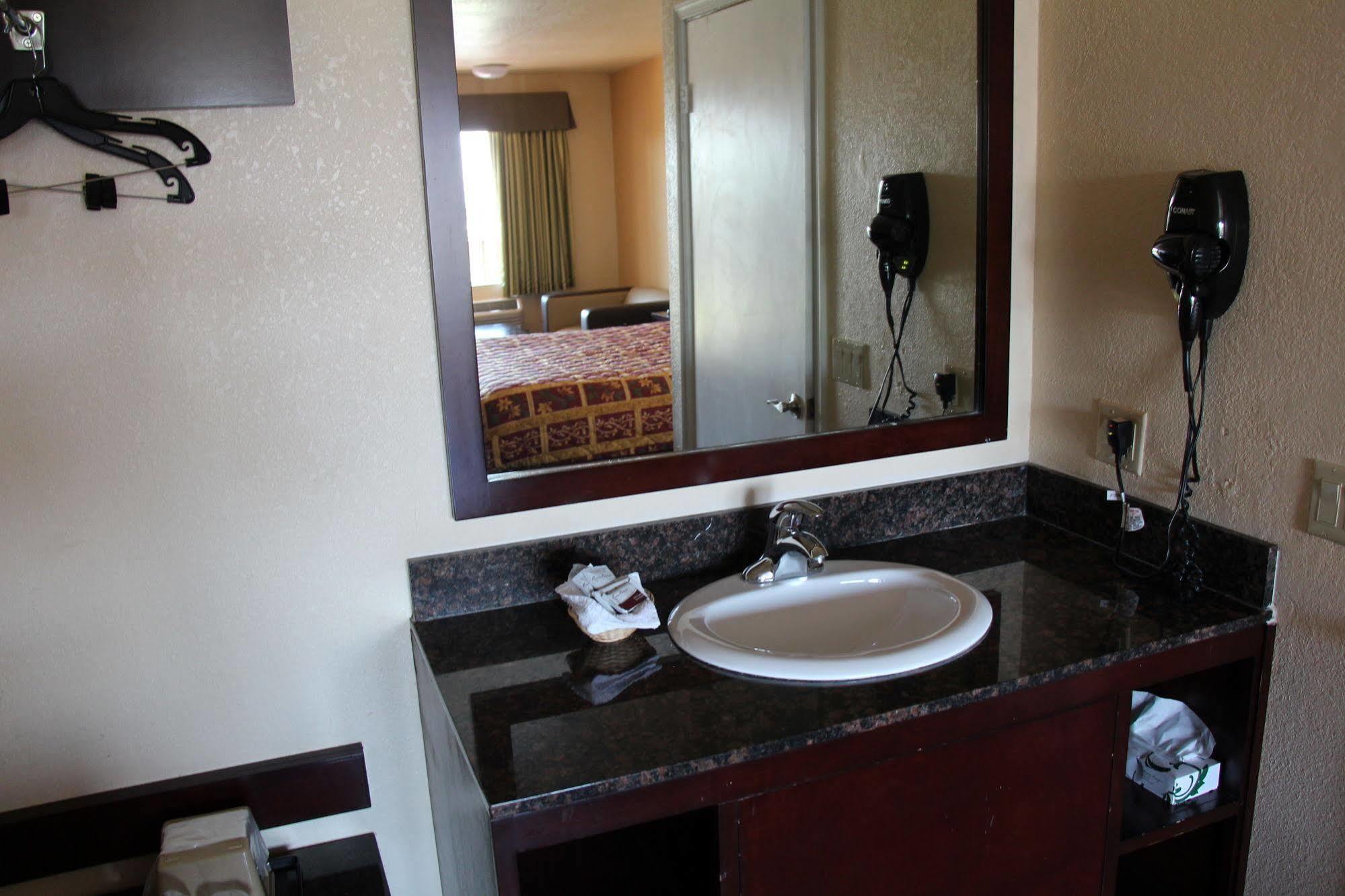 Budget Inn Anaheim/Santa Ana Buitenkant foto